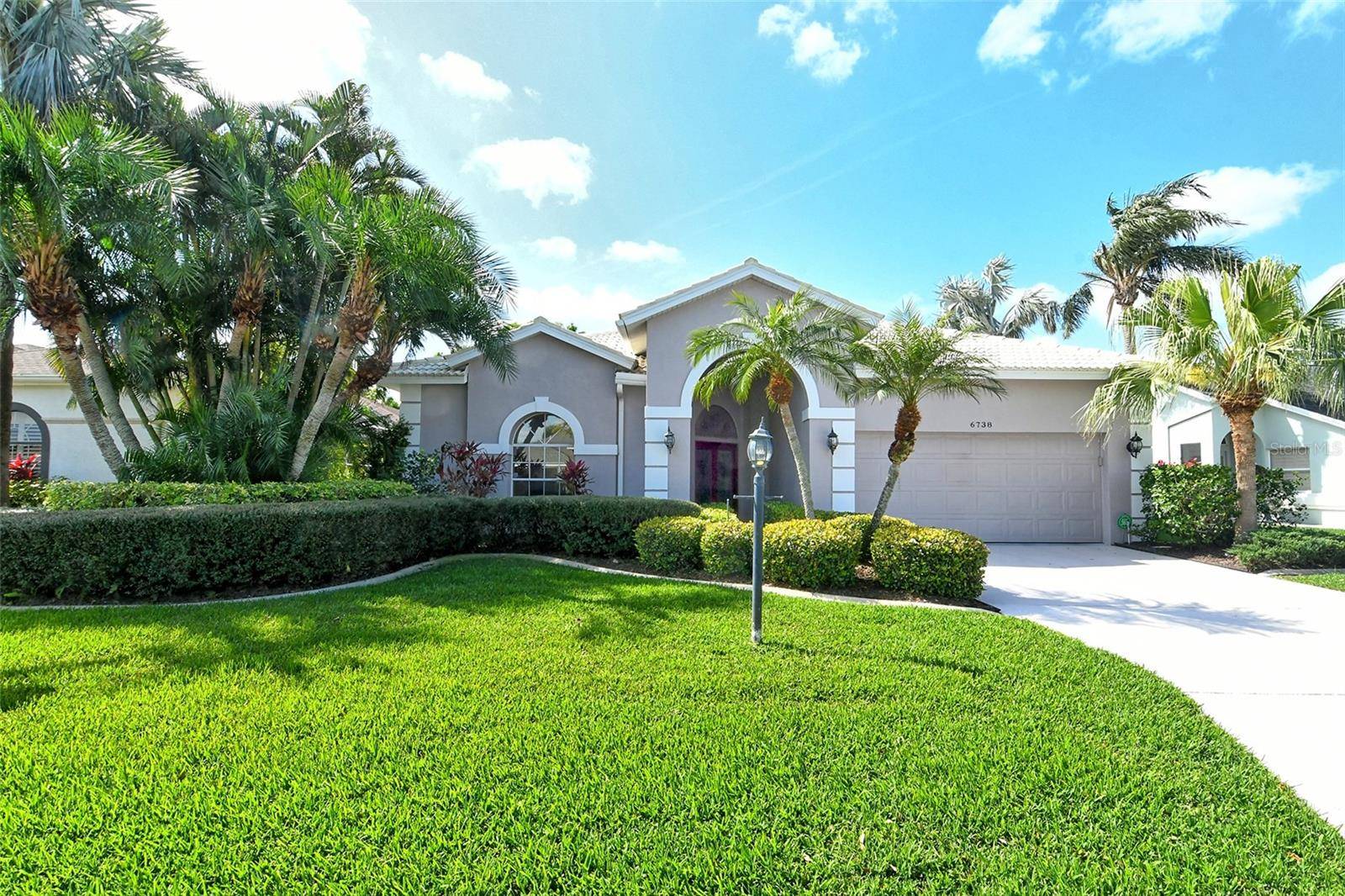 6738 PLEASANT HILL RD, Bradenton, FL 34203