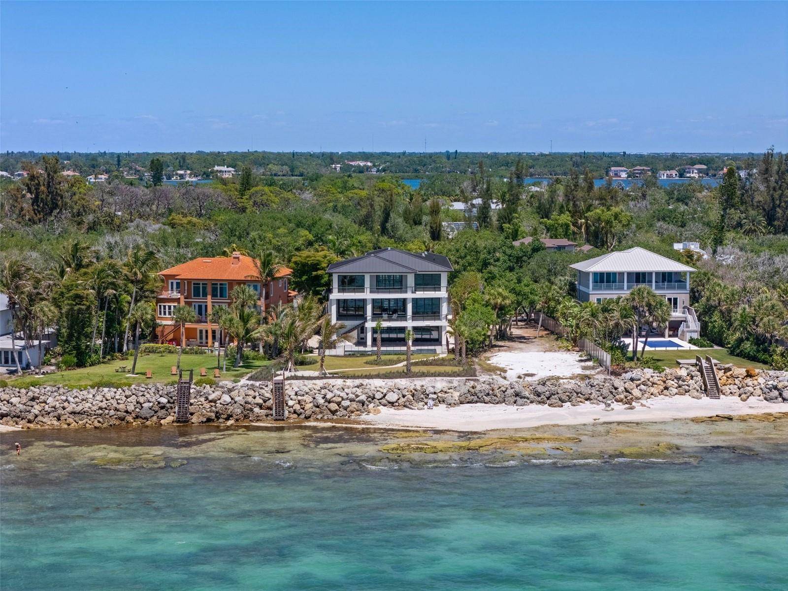 7324 POINT OF ROCKS RD, Sarasota, FL 34242
