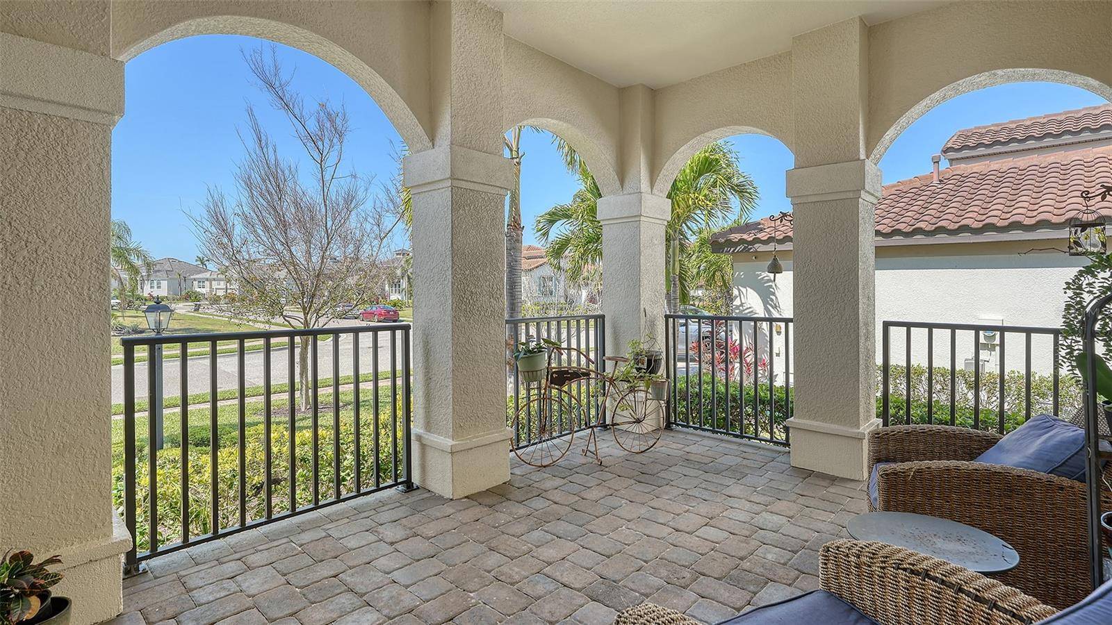 5723 TITLE ROW DR, Bradenton, FL 34210