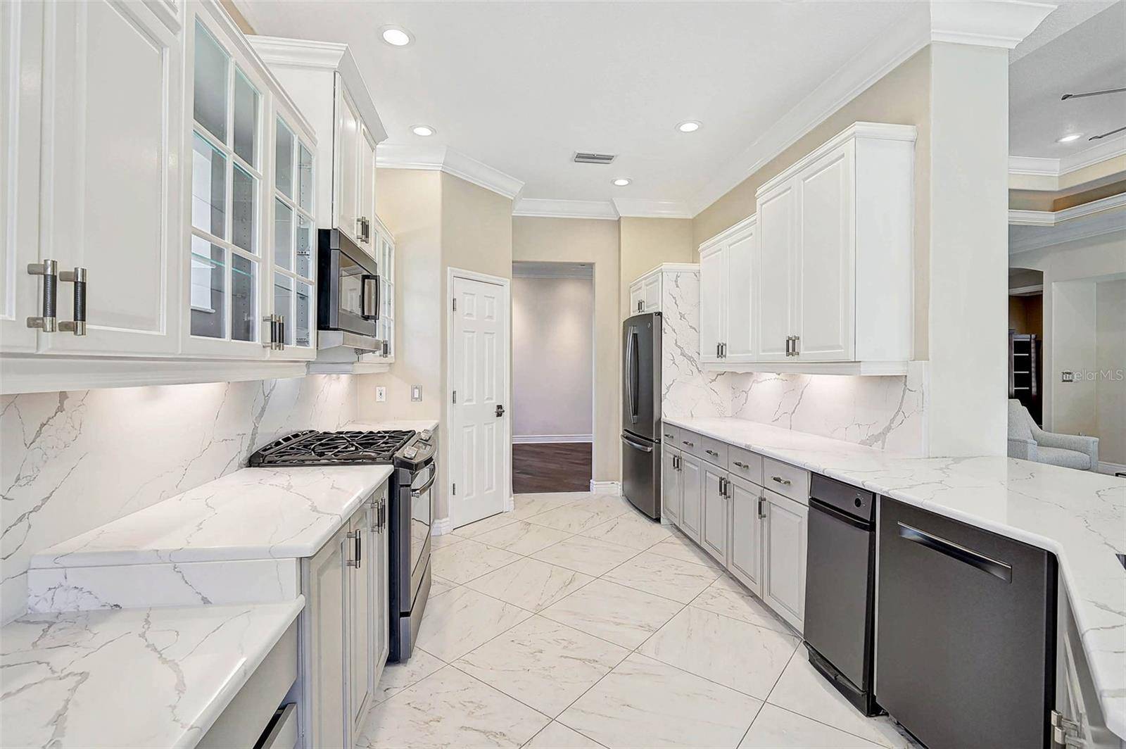 13 BAYHEAD LN Osprey, FL 34229