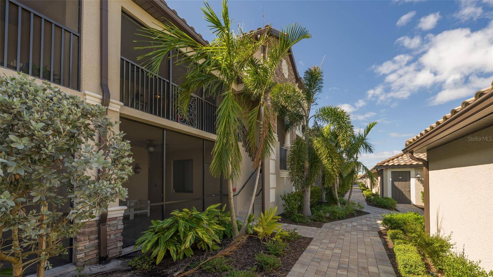 5624 PALMER CIR #203, Bradenton, FL 34211