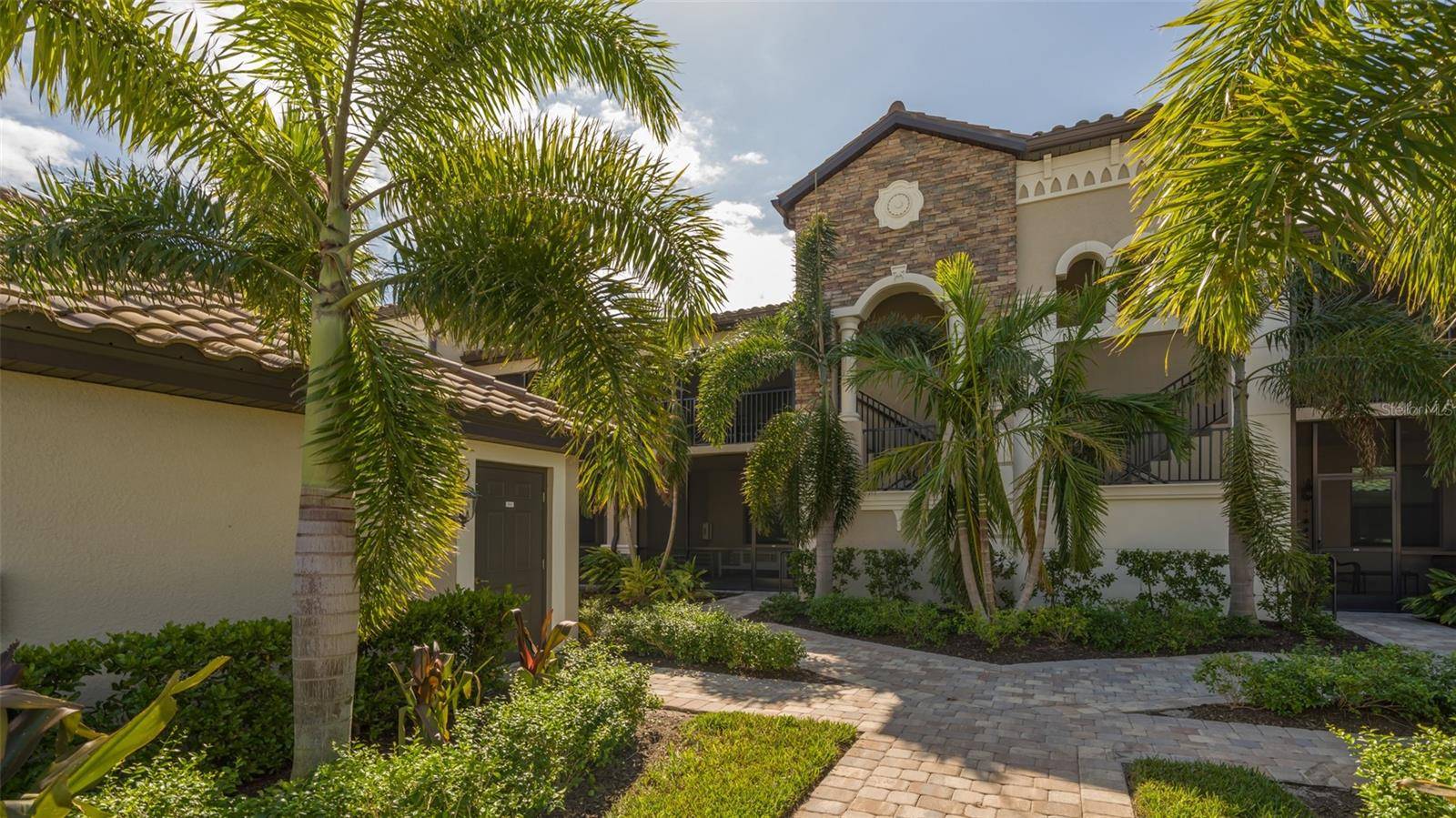 5624 PALMER CIR #203, Bradenton, FL 34211
