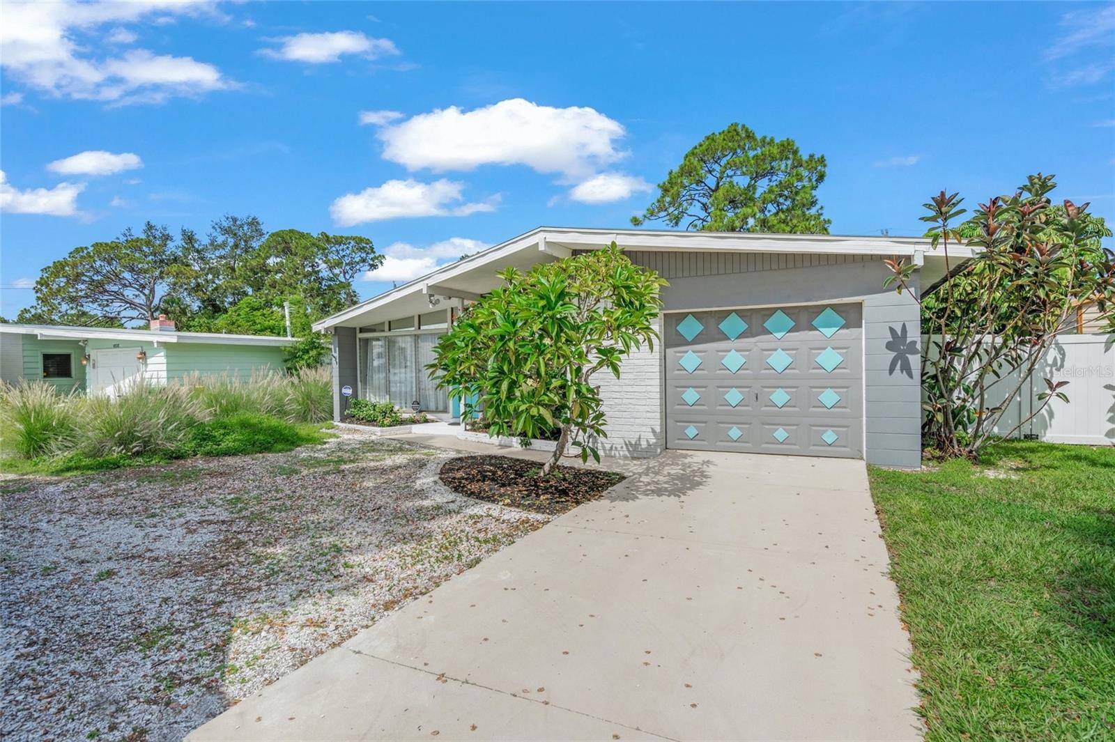 4801 SARASOTA AVE, Sarasota, FL 34234