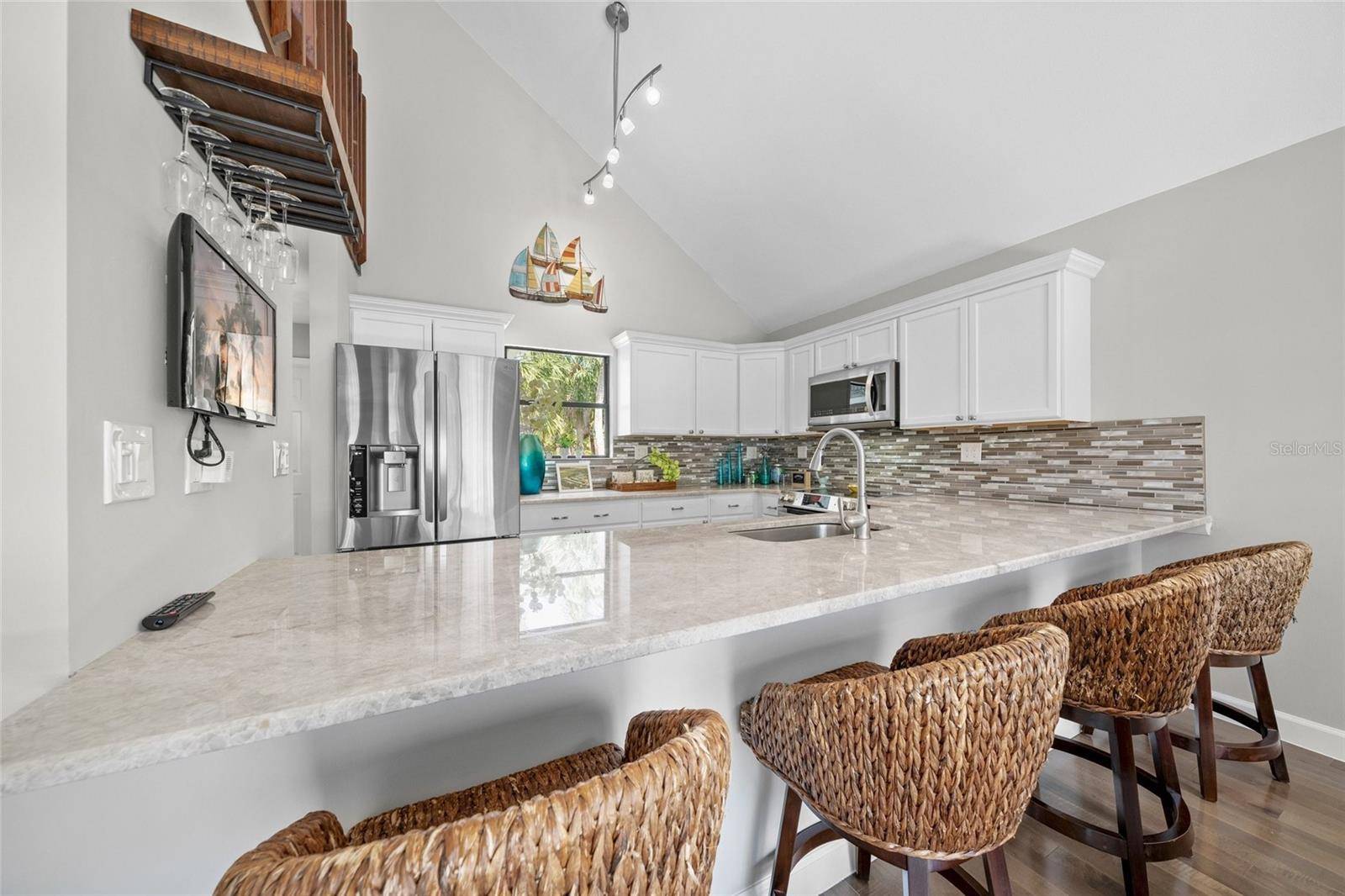 1256 RIEGELS LANDING DR, Sarasota, FL 34242