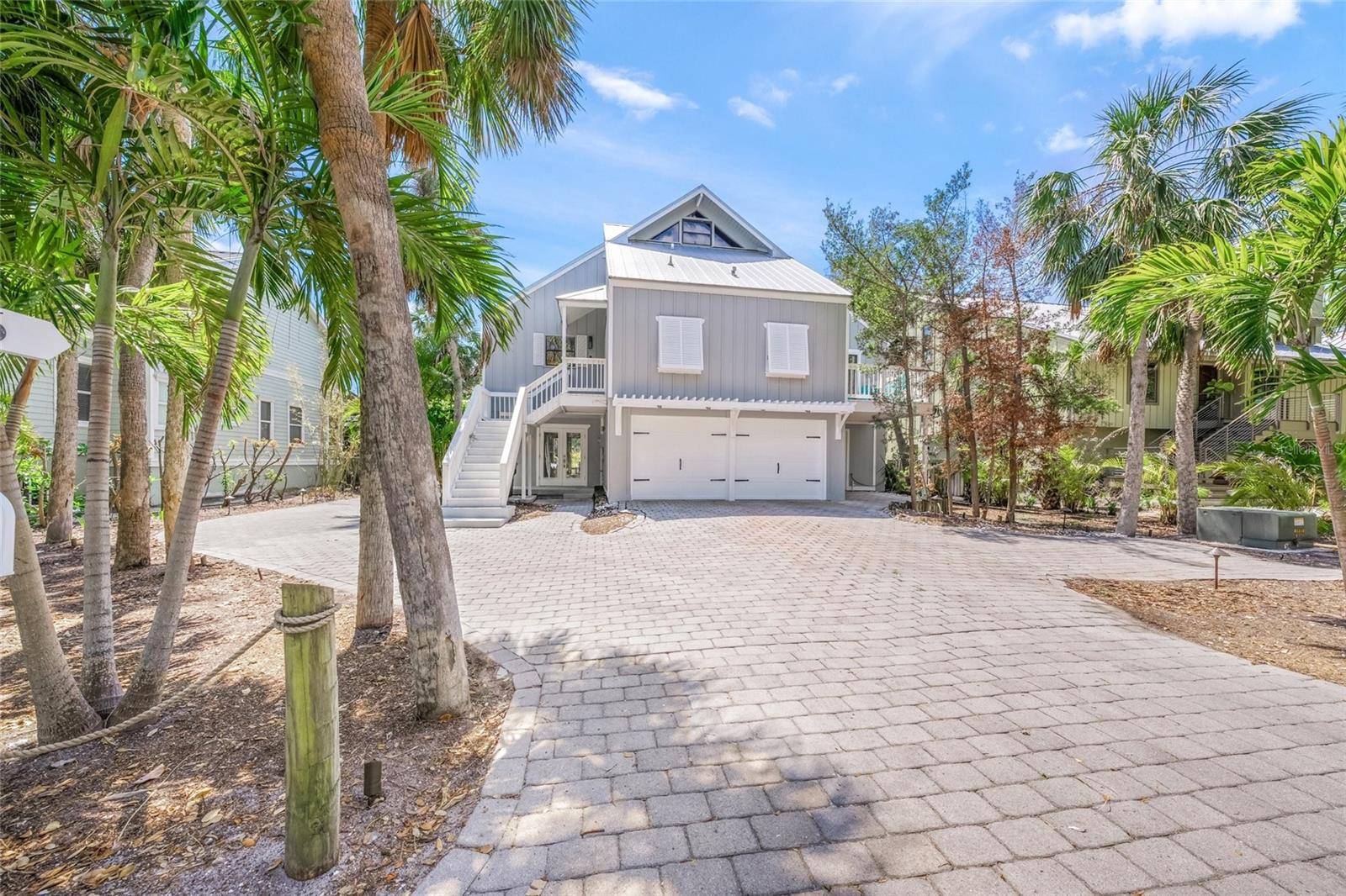 1256 RIEGELS LANDING DR, Sarasota, FL 34242