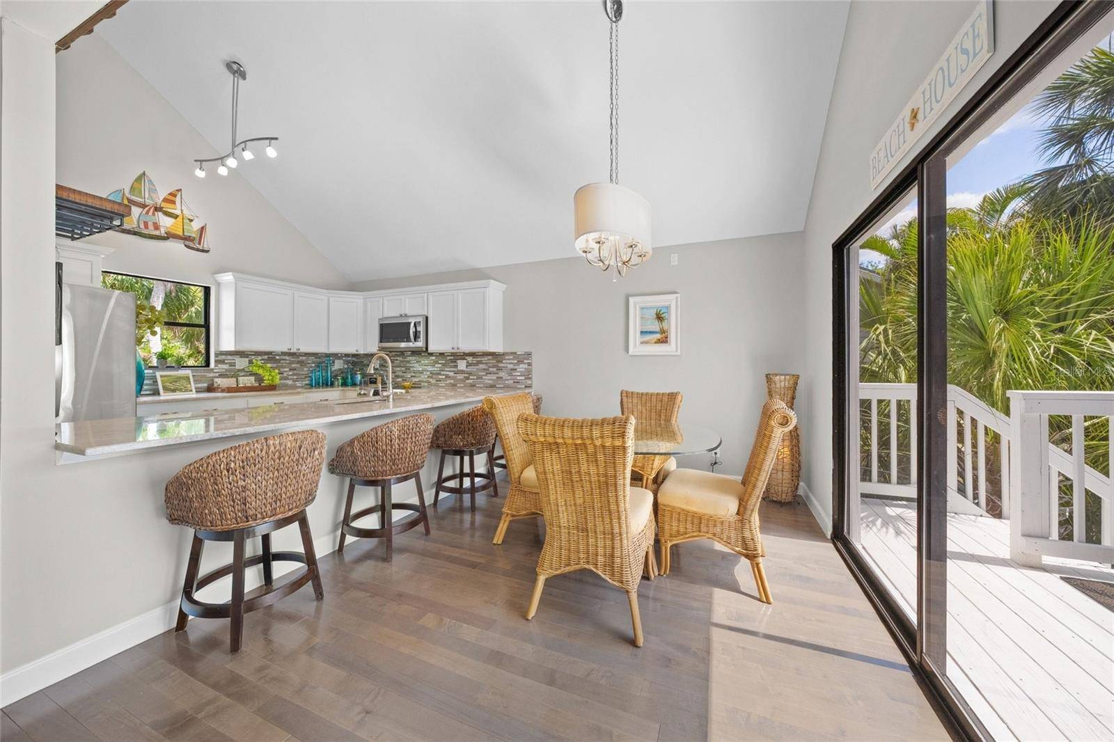 1256 RIEGELS LANDING DR, Sarasota, FL 34242