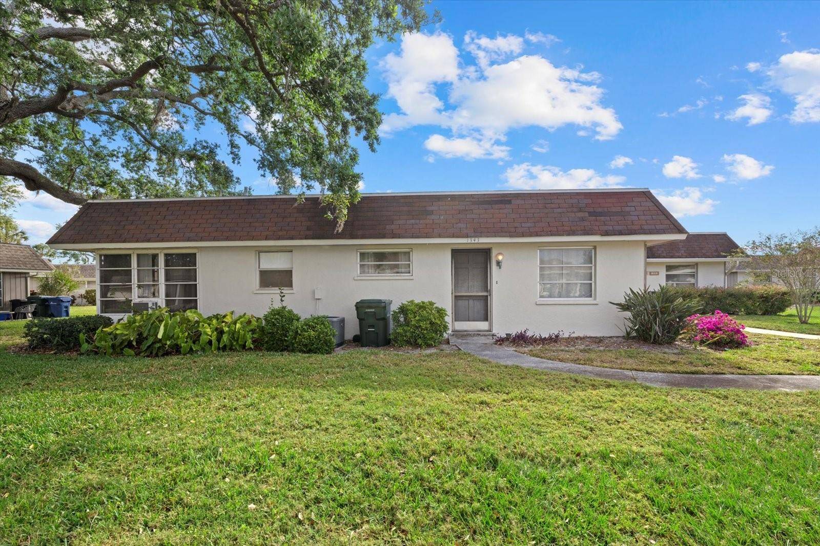 1343 GLENDALE CIR W #216, Sarasota, FL 34232