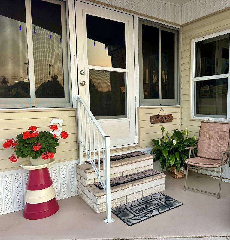 2094 DETROITER ST, Sarasota, FL 34231
