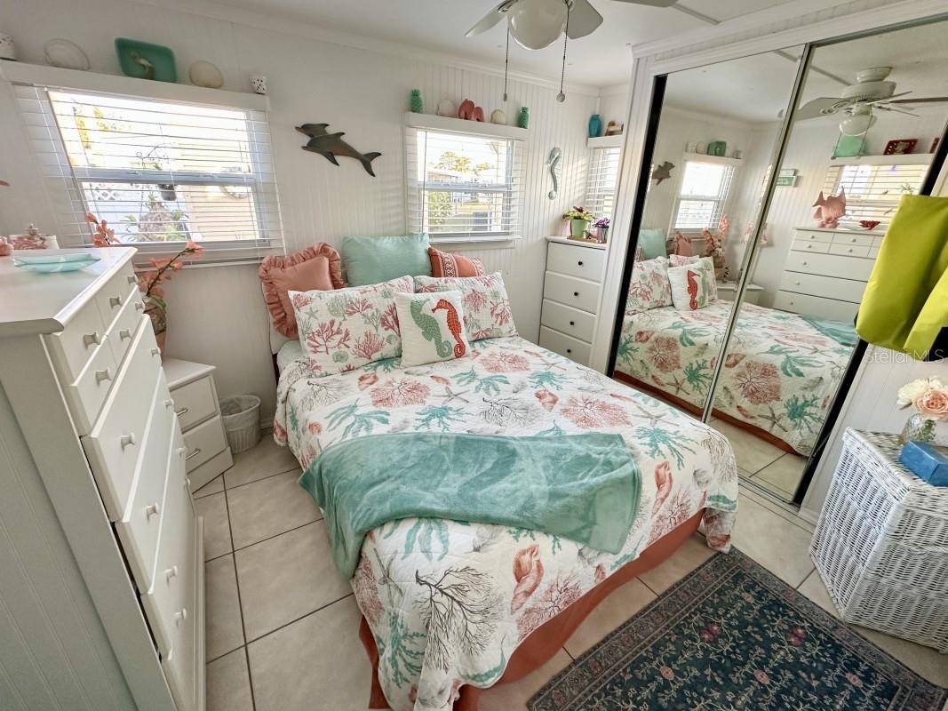 2094 DETROITER ST, Sarasota, FL 34231