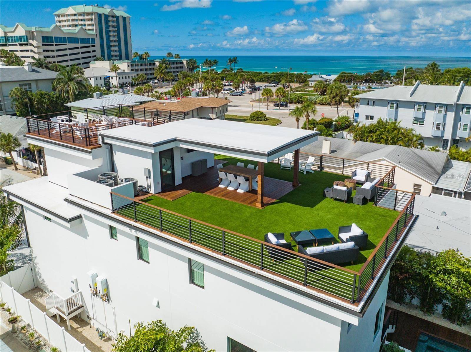 135 GRANT DR, Sarasota, FL 34236