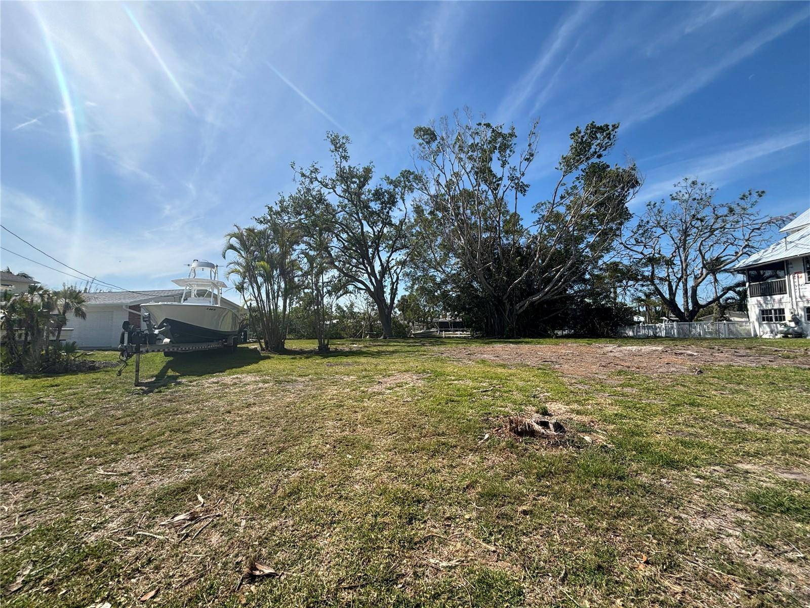 4417 DOLPHIN LN, Palmetto, FL 34221