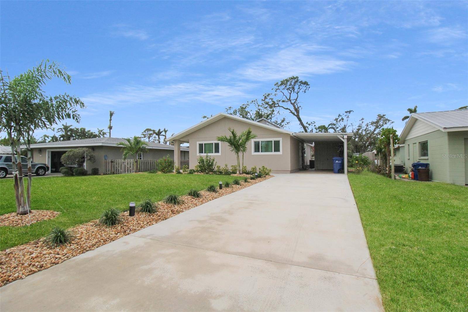 5824 WILDWOOD AVE, Sarasota, FL 34231