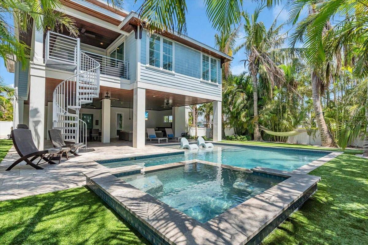 222 WILLOW AVE, Anna Maria, FL 34216