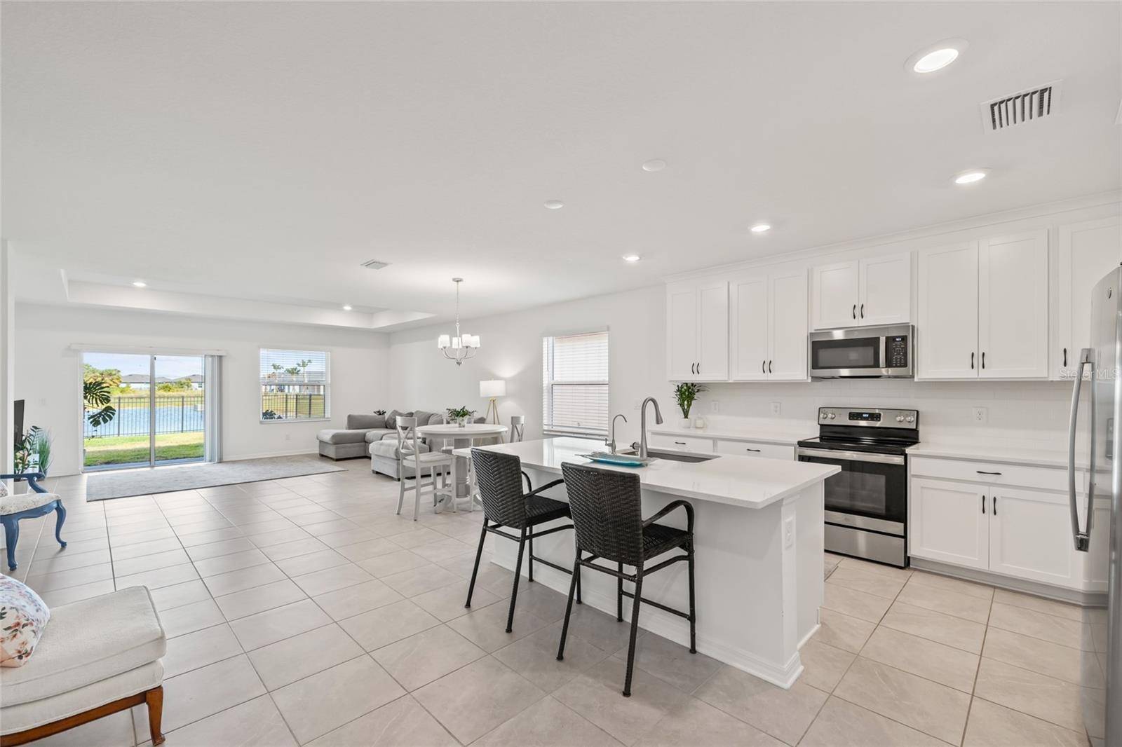 9725 LAST LIGHT GLN, Parrish, FL 34219