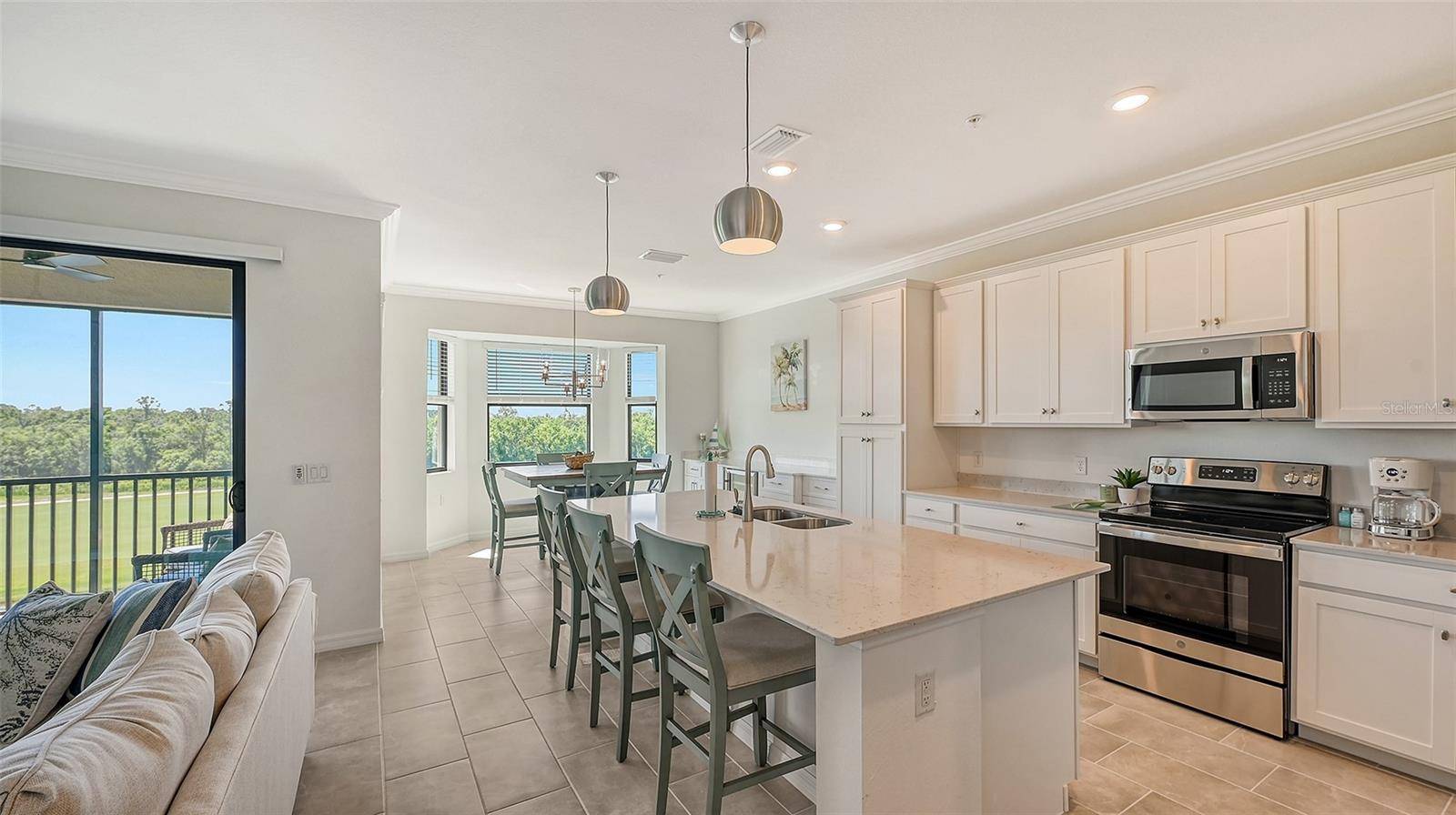 17902 GAWTHROP DR #402, Lakewood Ranch, FL 34211
