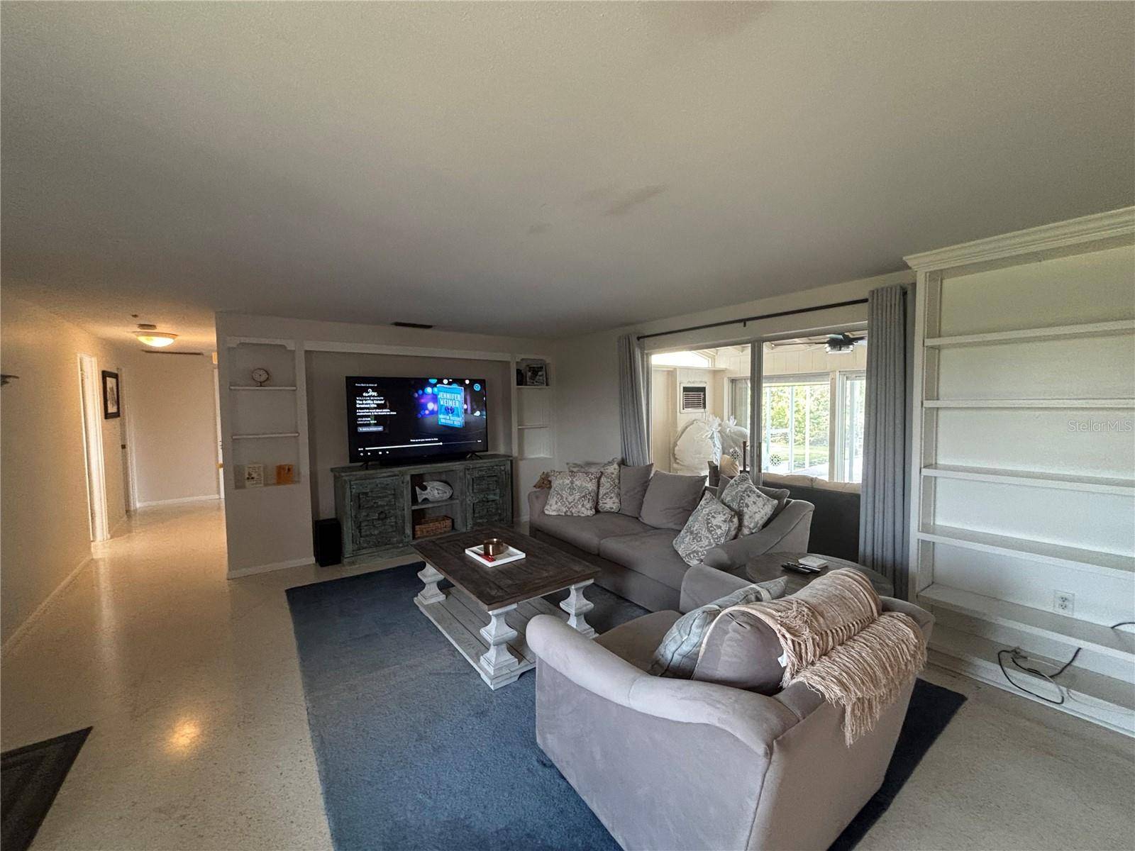 4411 DOLPHIN LN, Palmetto, FL 34221
