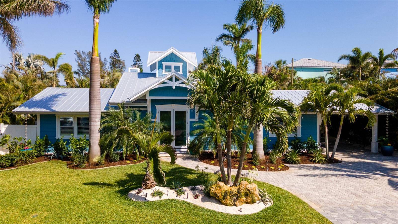 403 75TH ST, Holmes Beach, FL 34217