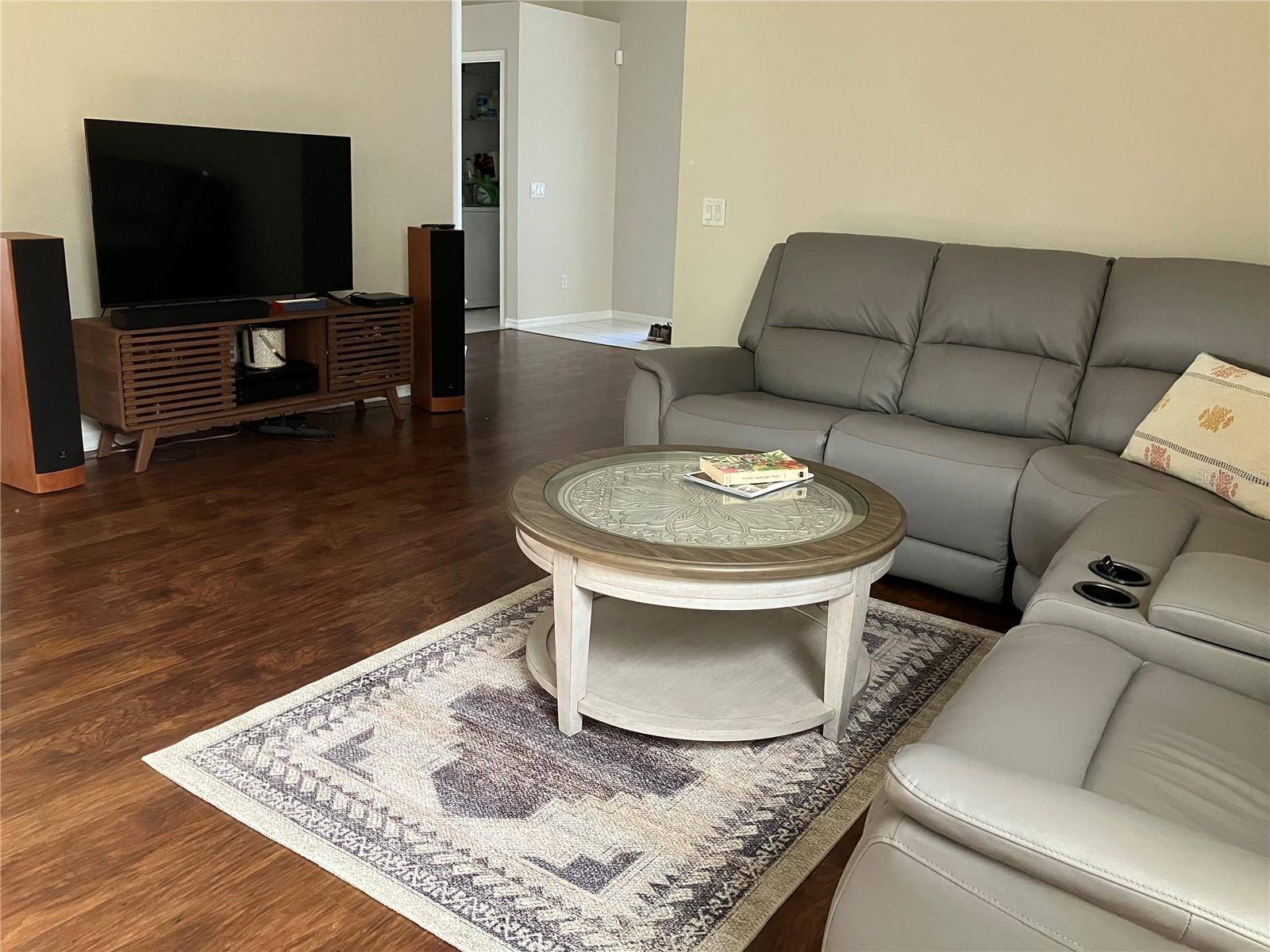 Address not disclosed, Sarasota, FL 34238