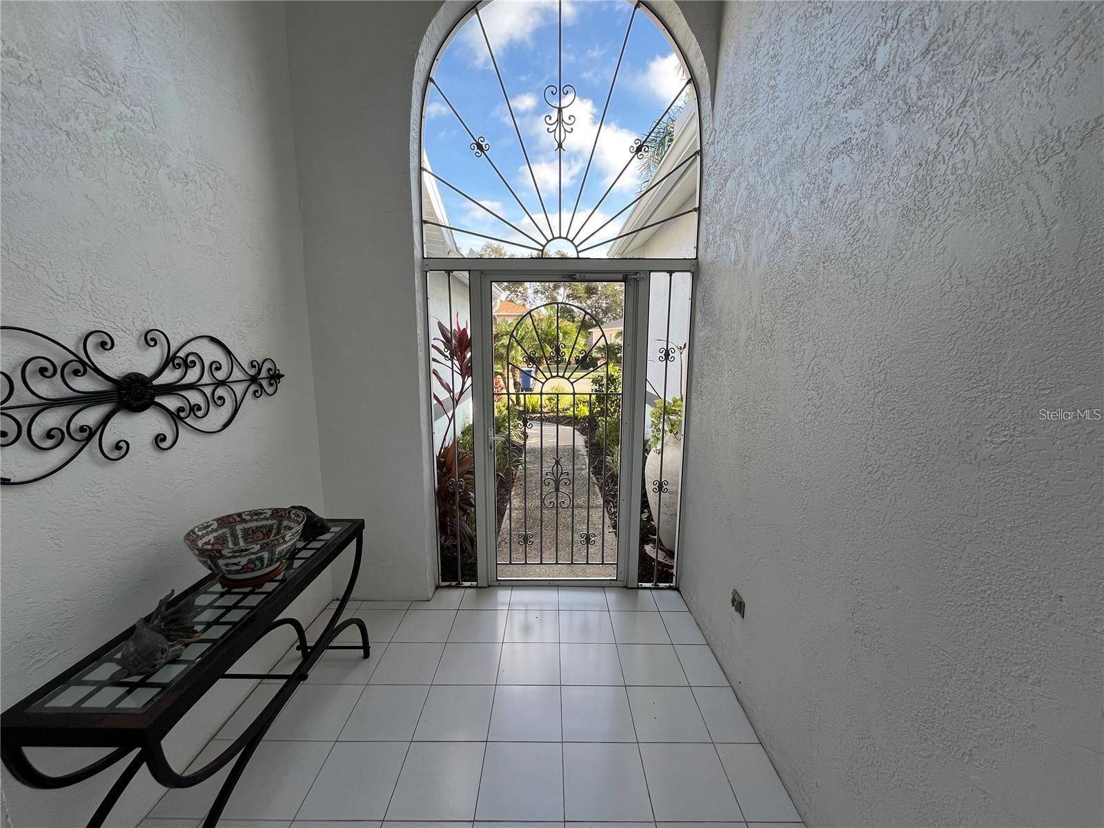 Address not disclosed, Sarasota, FL 34238
