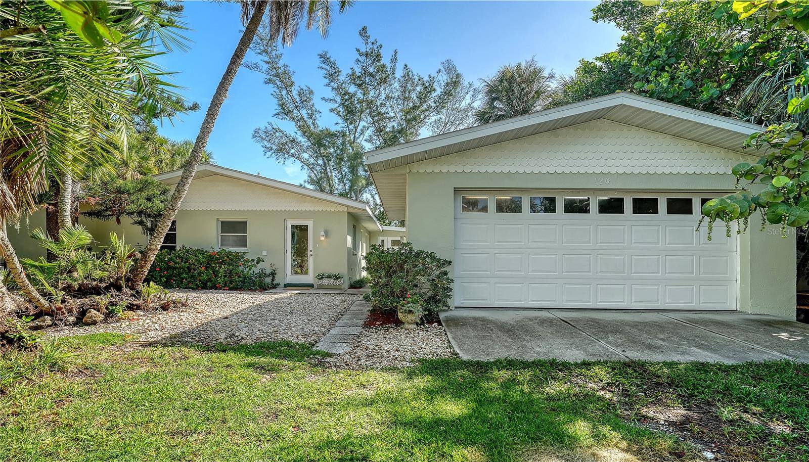 120 HAMMOCK RD, Anna Maria, FL 34216