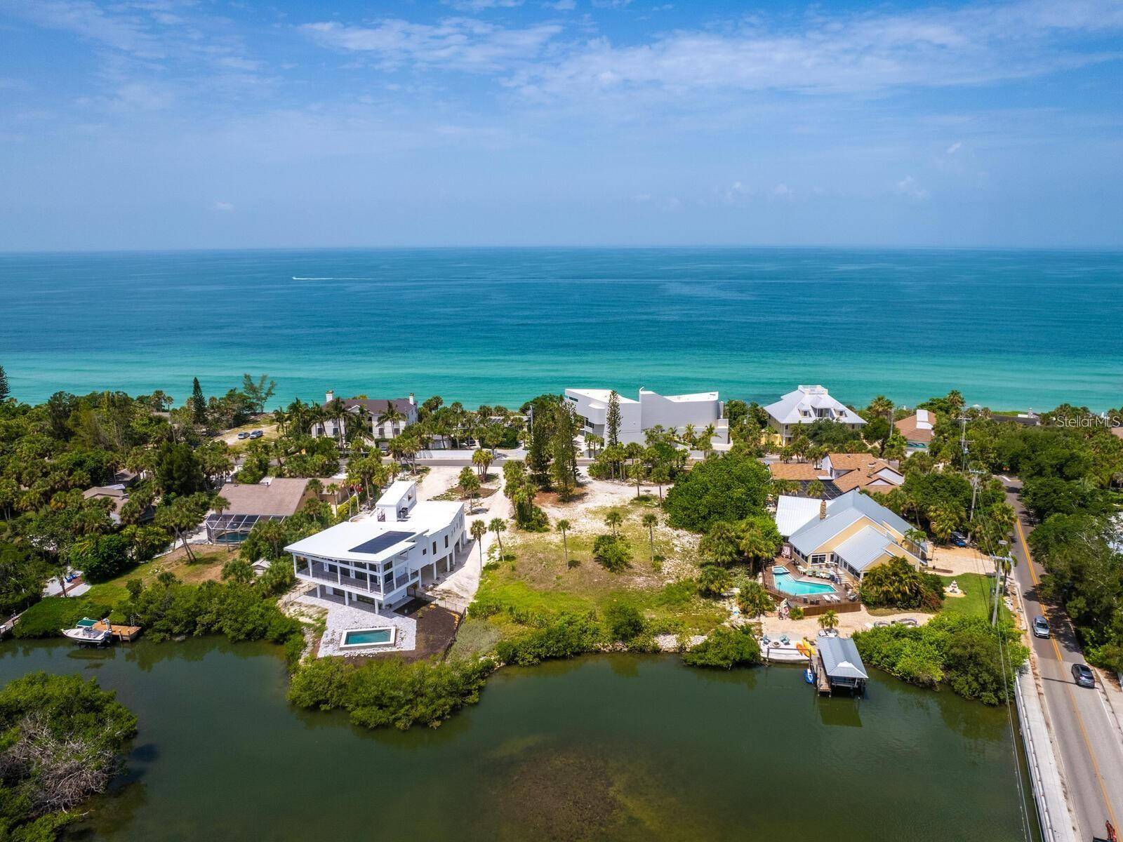 4020 CASEY KEY RD, Nokomis, FL 34275