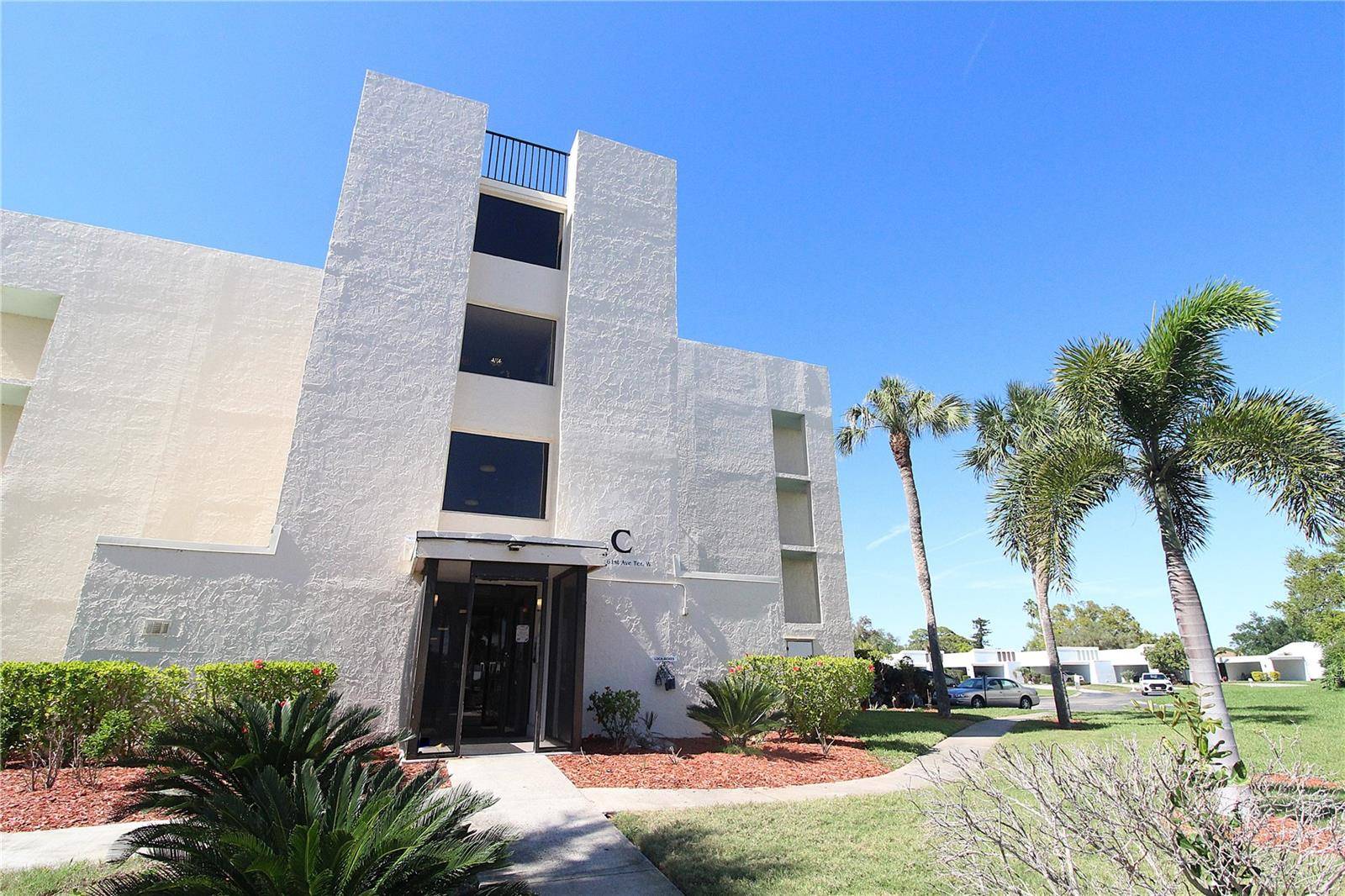 4119 61ST AVENUE TER W #407, Bradenton, FL 34210