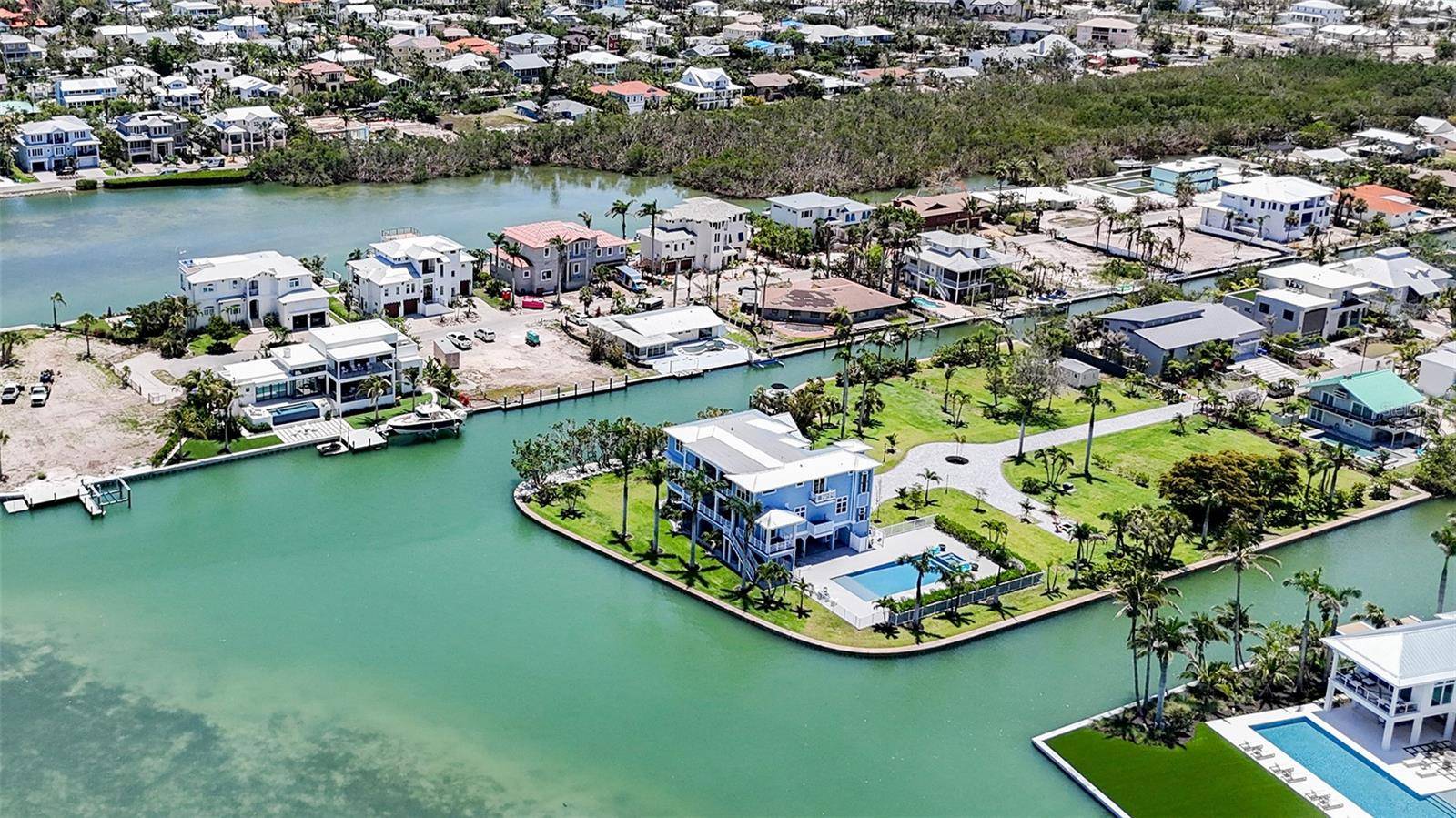 630 DE NARVAEZ DR, Longboat Key, FL 34228