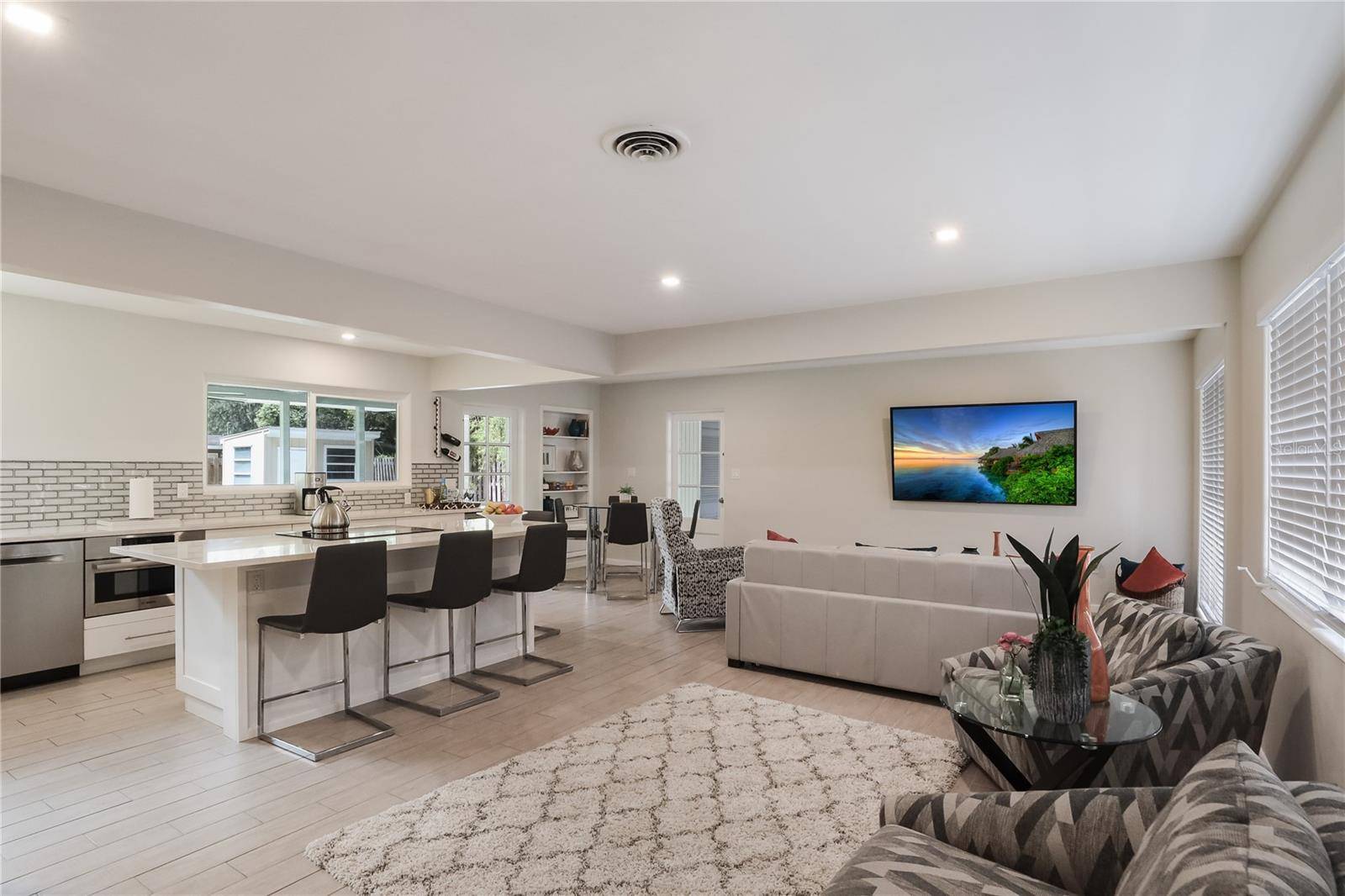 2266 CLEMATIS ST, Sarasota, FL 34239