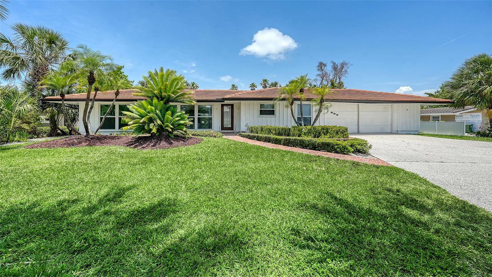 223 SEAGULL LN, Sarasota, FL 34236