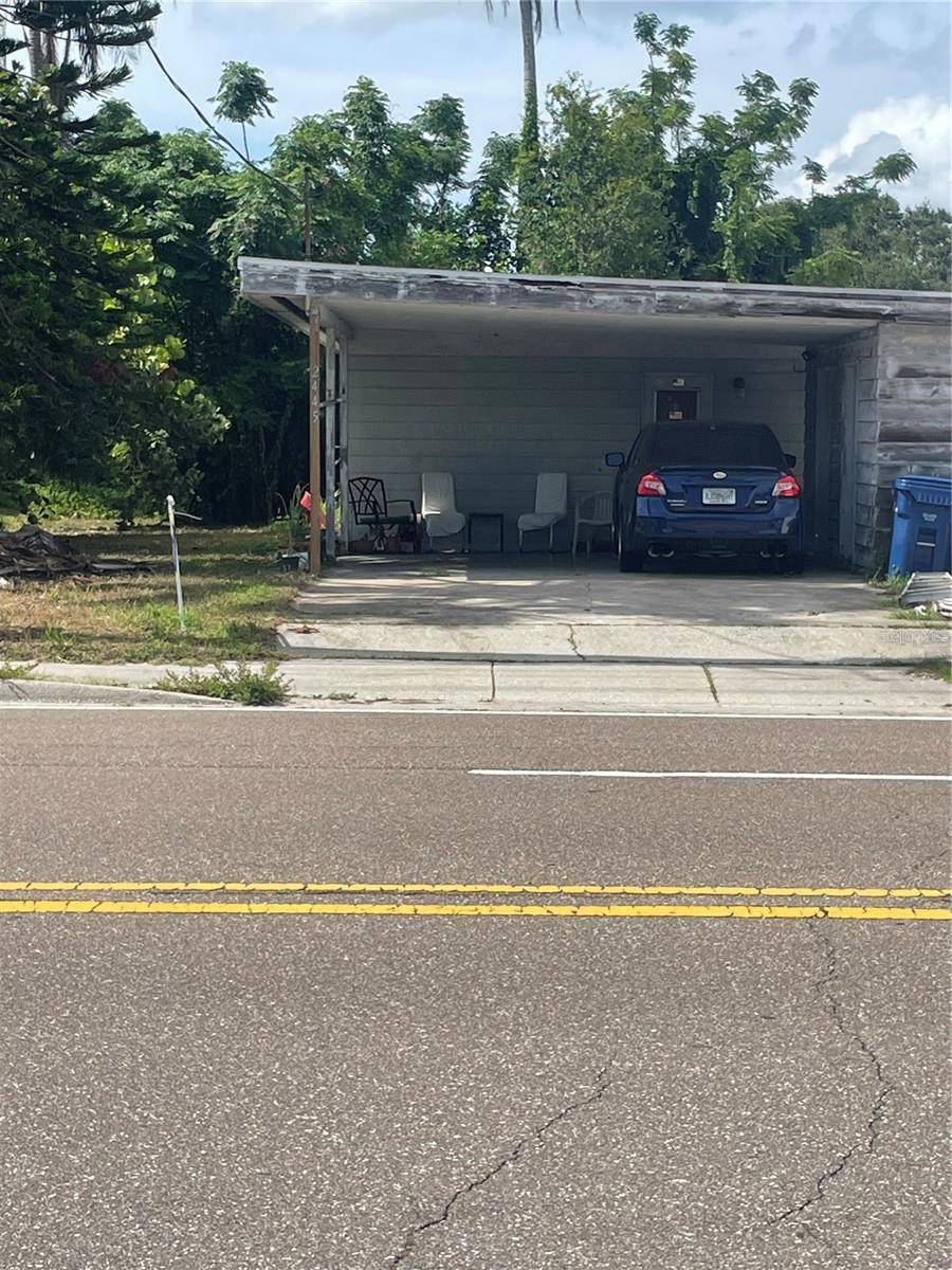 2445 WEBBER ST, Sarasota, FL 34239