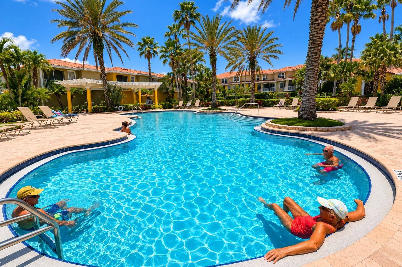 5711 BENTGRASS DR #19-203, Sarasota, FL 34235