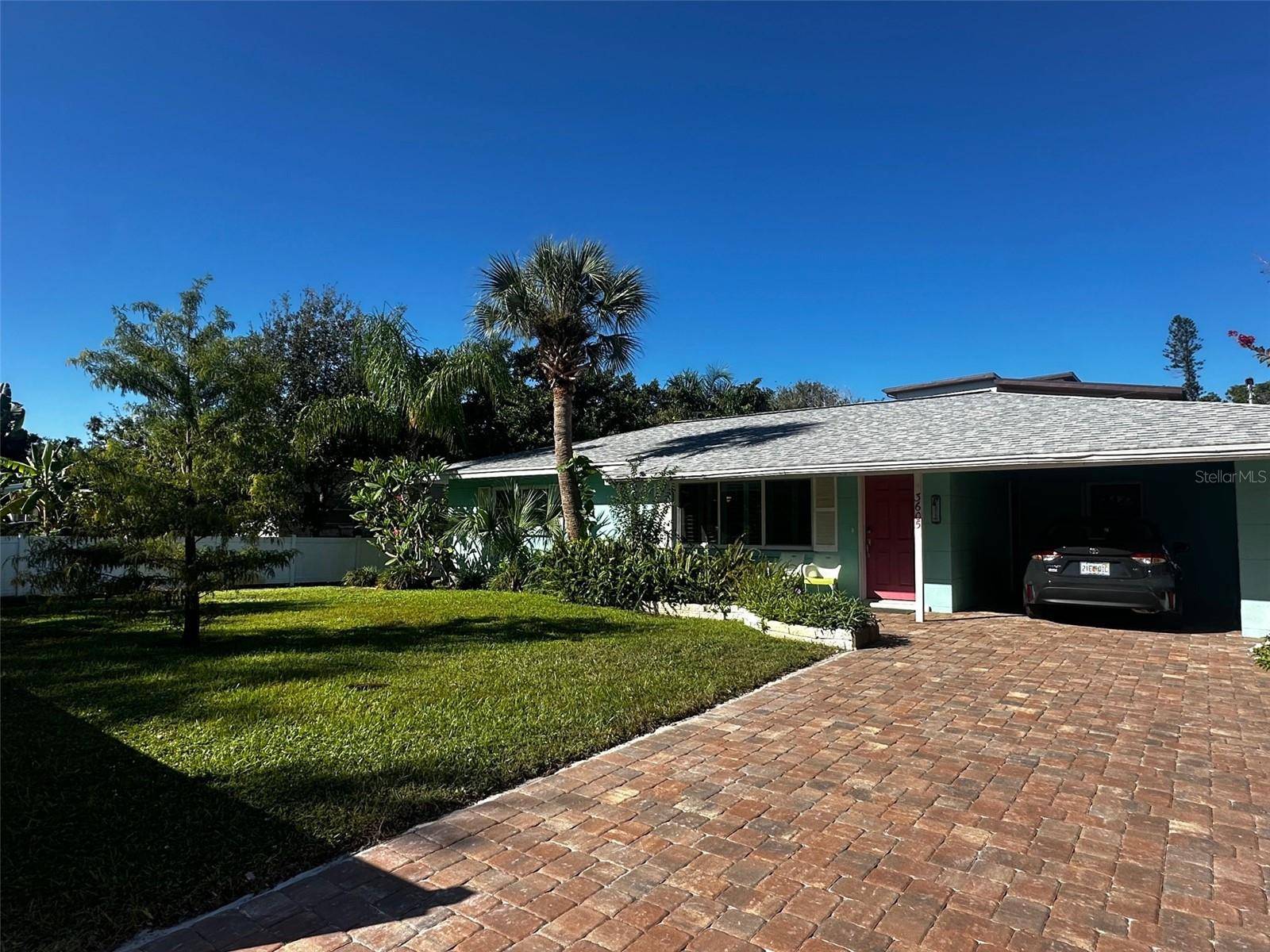 3605 IROQUOIS AVE, Sarasota, FL 34234