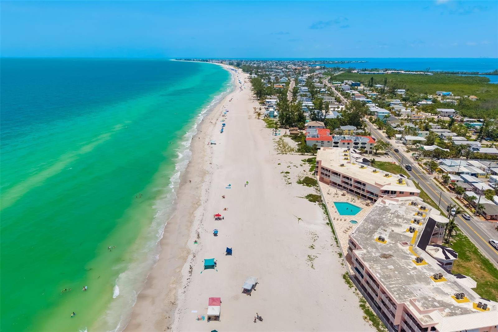 2513 AVENUE B #B, Bradenton Beach, FL 34217