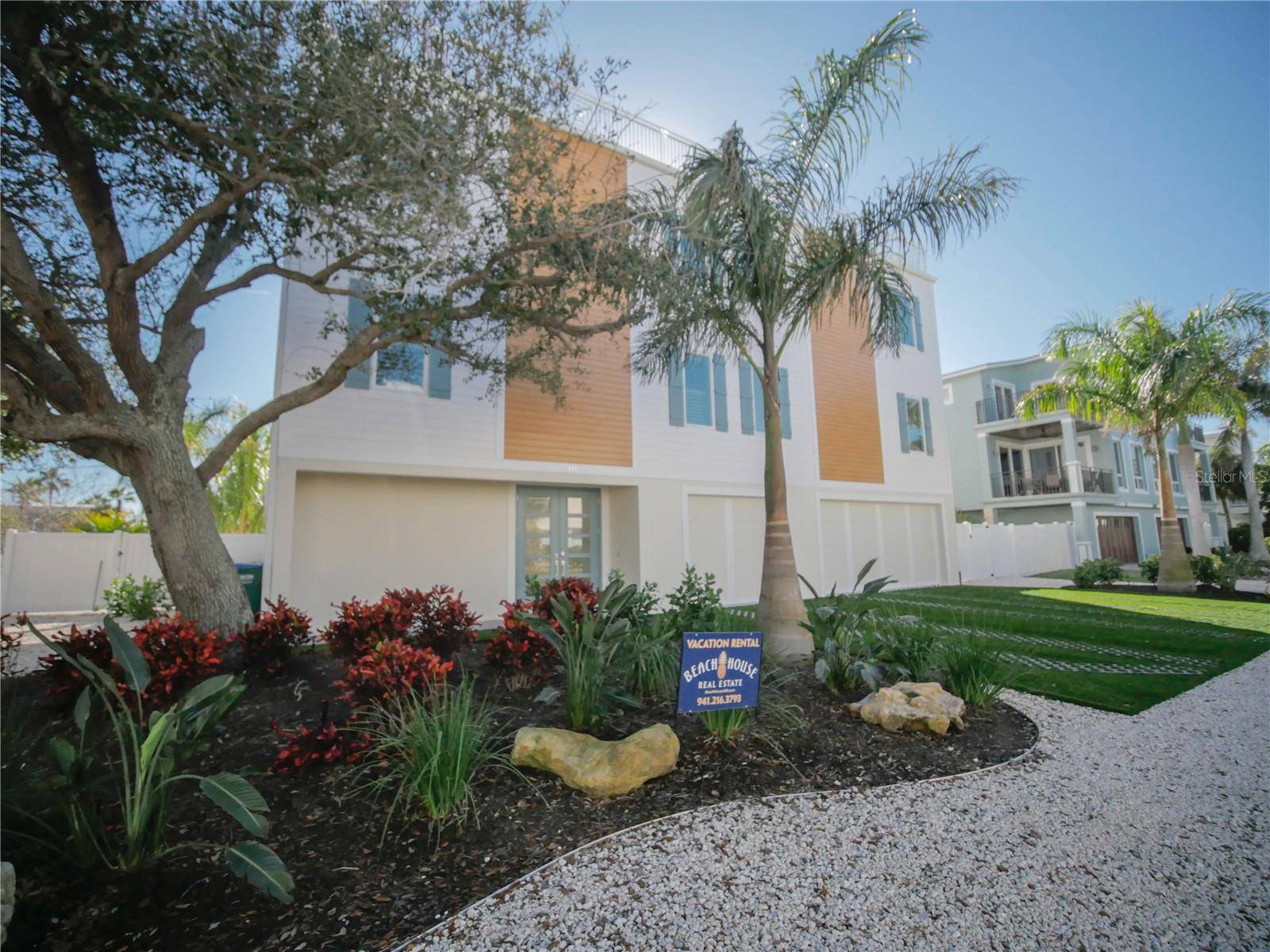 111 6TH ST N, Bradenton Beach, FL 34217