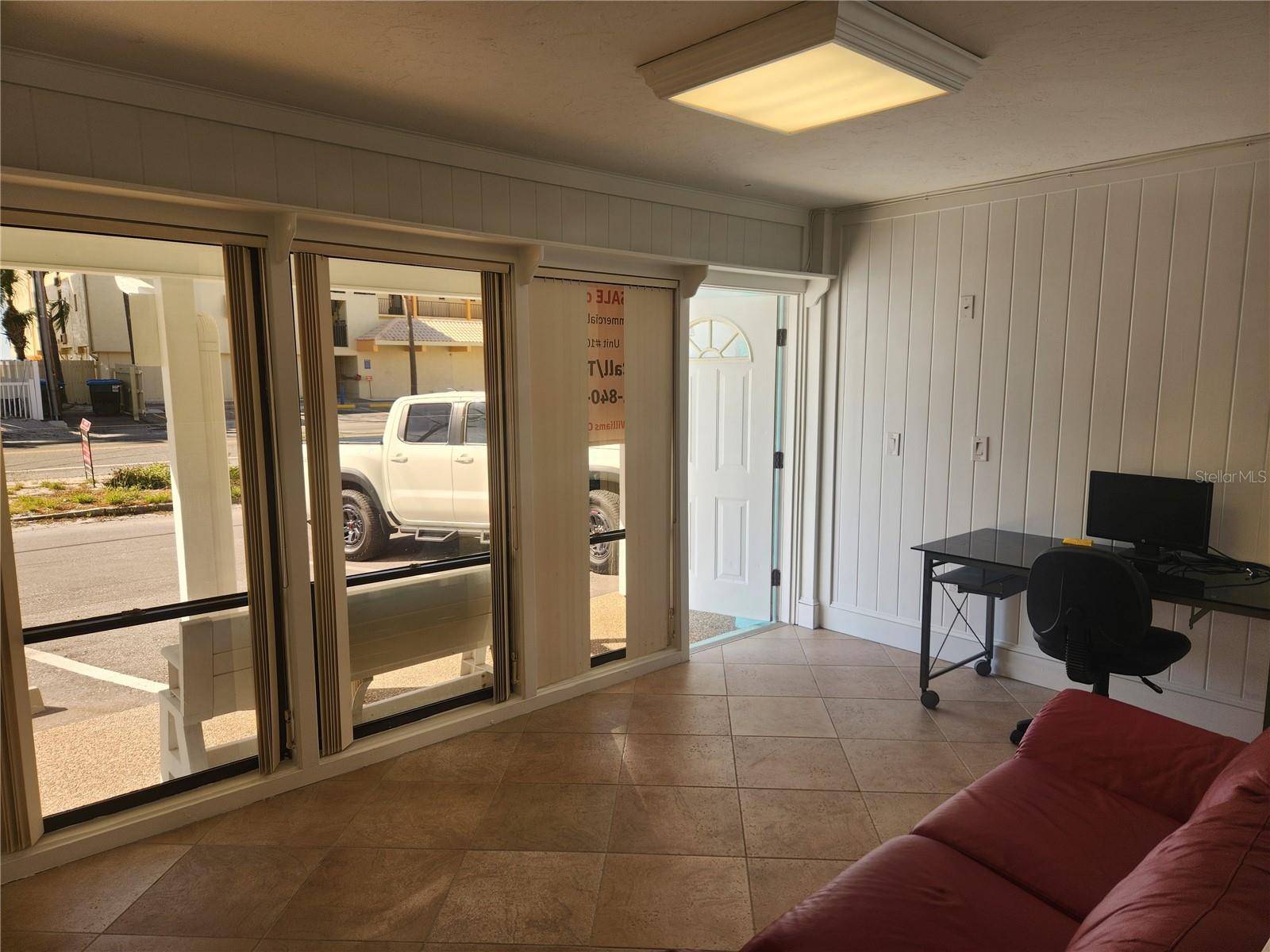 2501 GULF DR N #102, Bradenton Beach, FL 34217