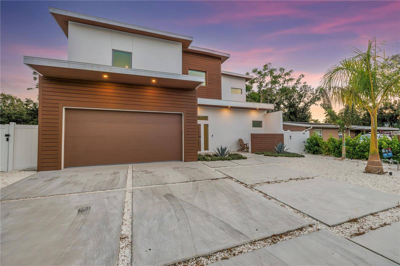 2314 FLOYD ST, Sarasota, FL 34239