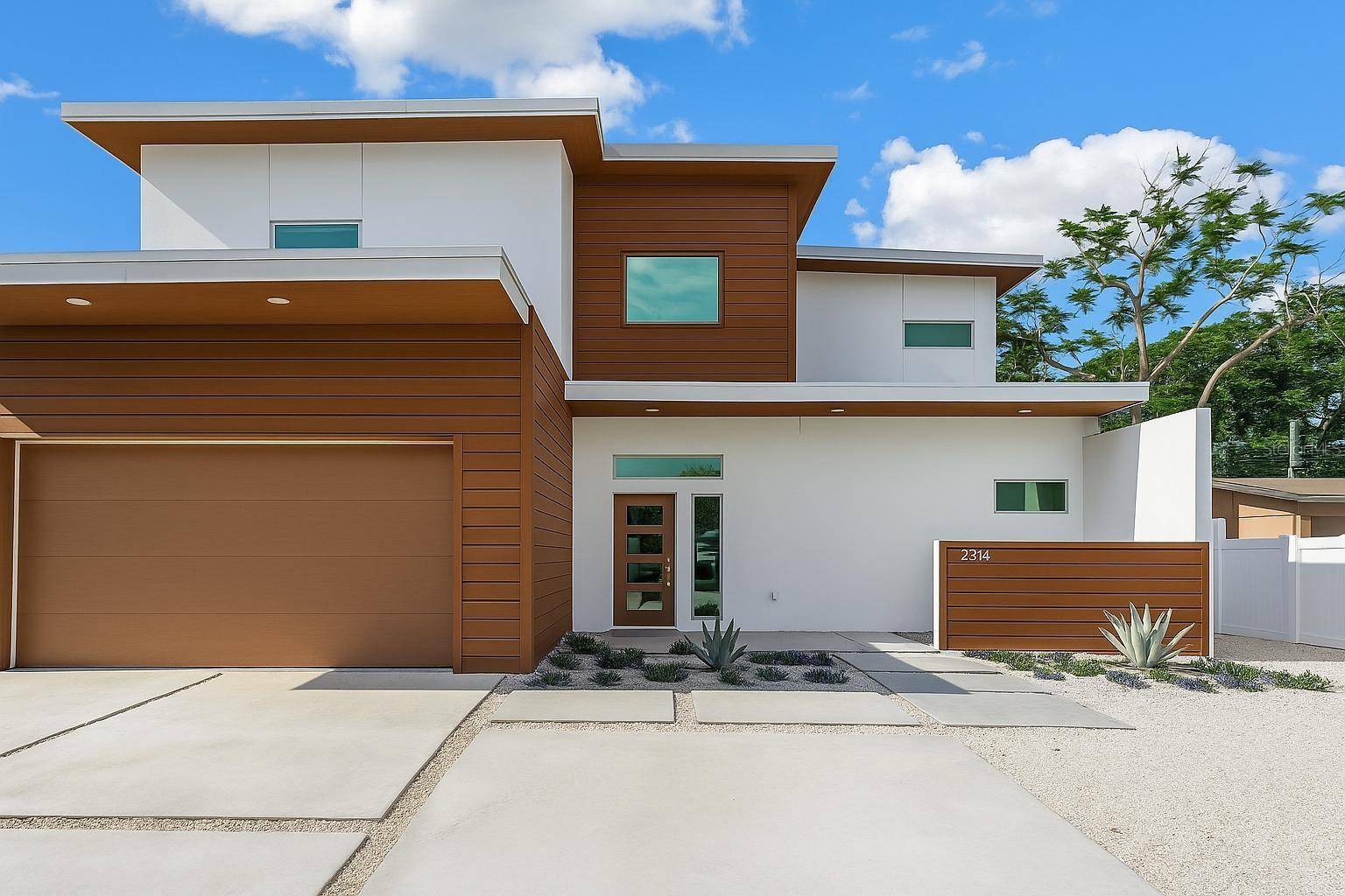 2314 FLOYD ST, Sarasota, FL 34239