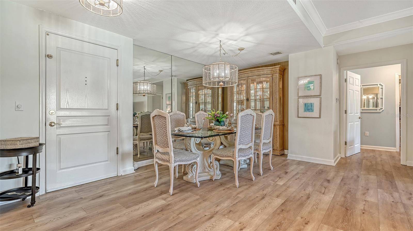 750 N TAMIAMI TRL #304, Sarasota, FL 34236