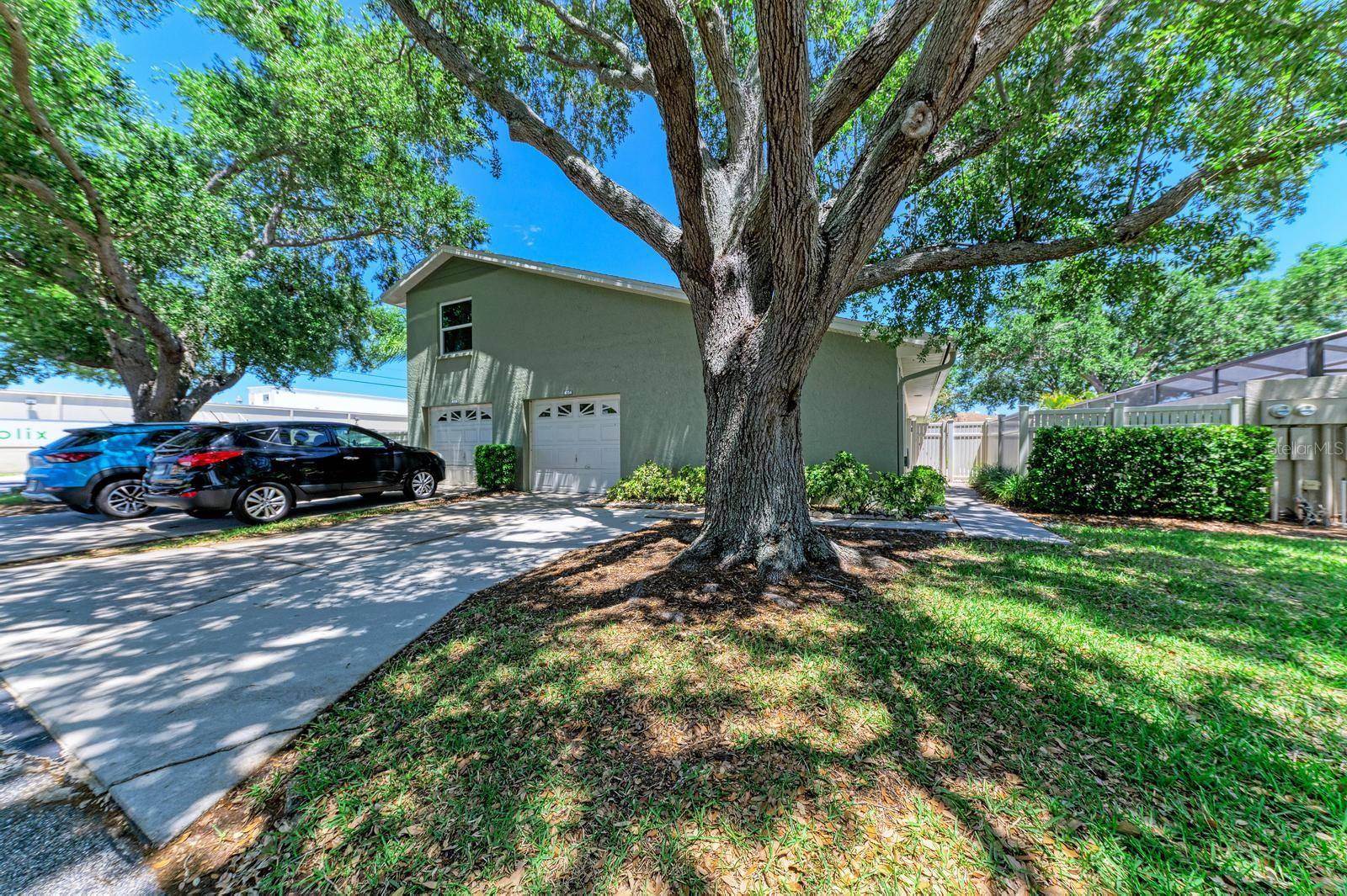 4154 CENTER POINTE CIR #57A, Sarasota, FL 34233