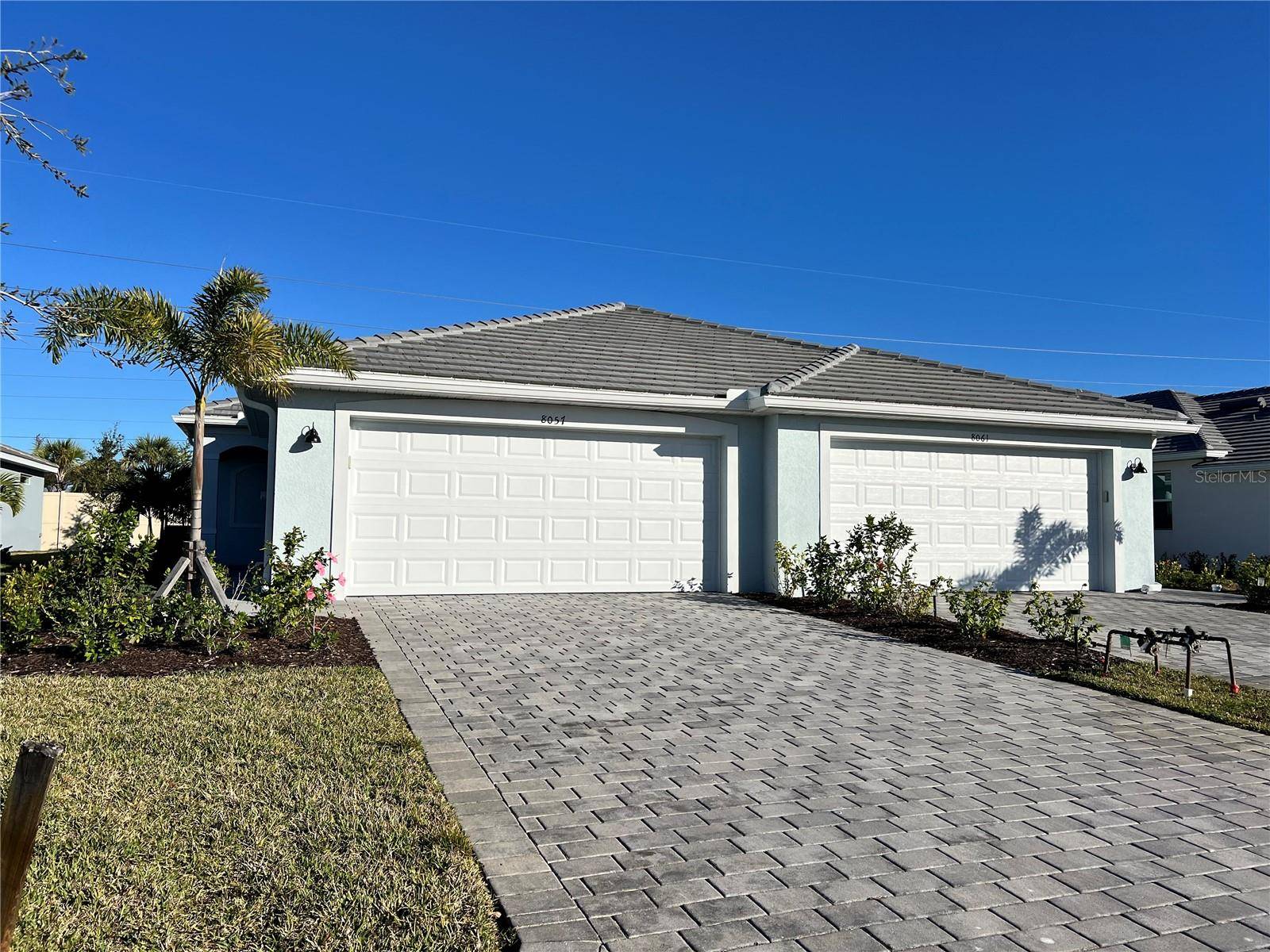 8057 SHORE LAKE DR, Englewood, FL 34224