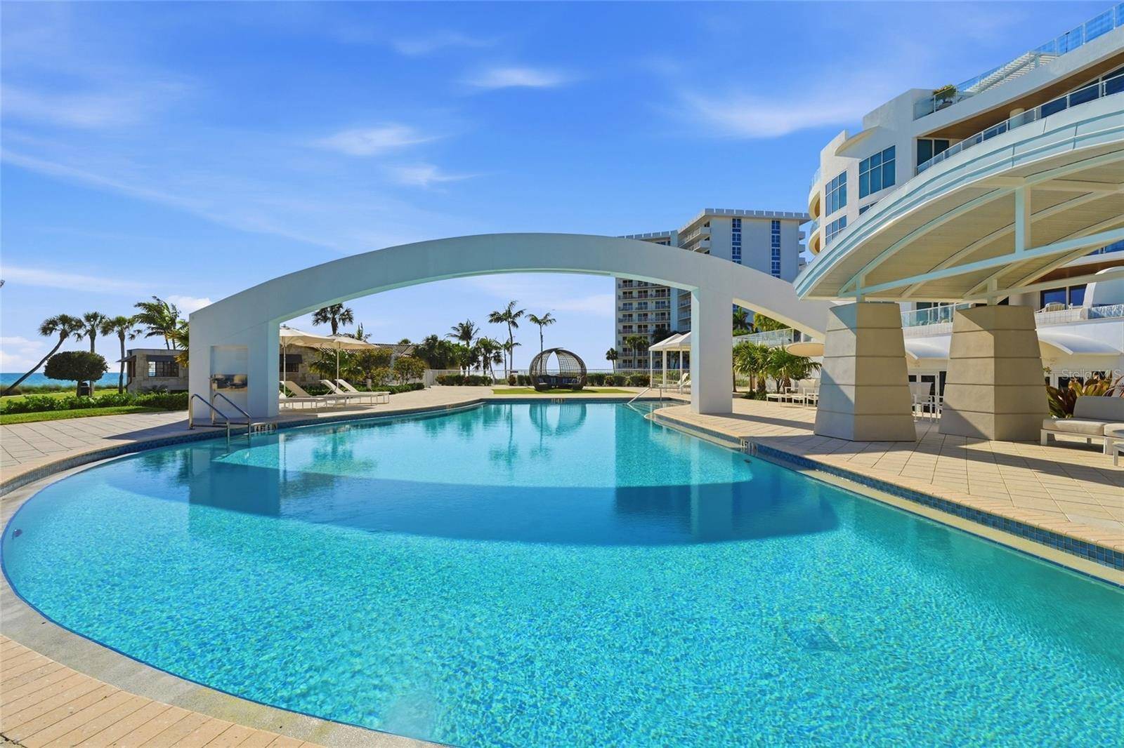 2251 GULF OF MEXICO DR #301, Longboat Key, FL 34228