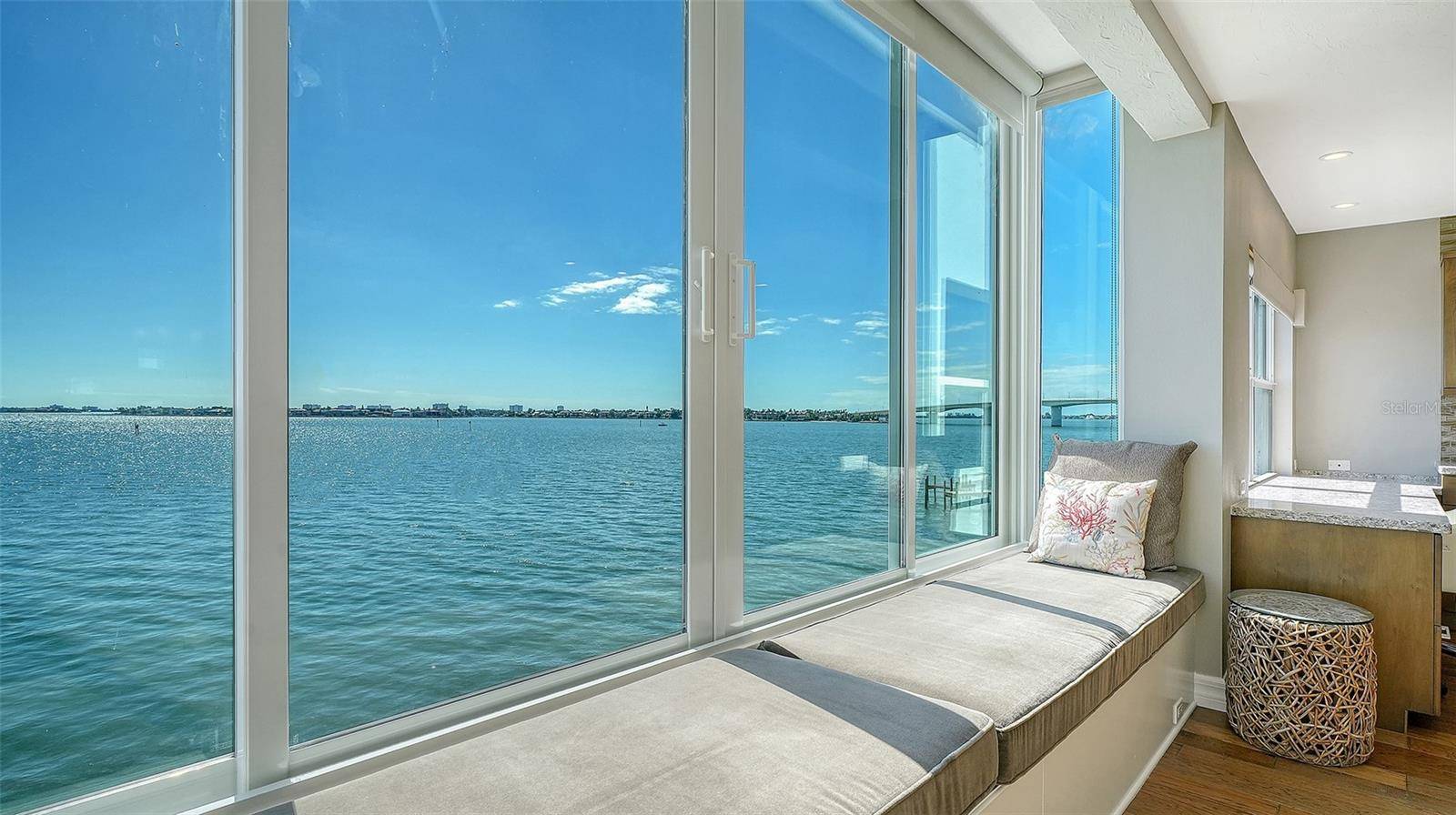 400 GOLDEN GATE PT #31, Sarasota, FL 34236