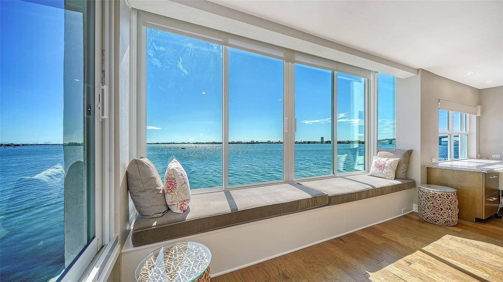 400 GOLDEN GATE PT #31, Sarasota, FL 34236