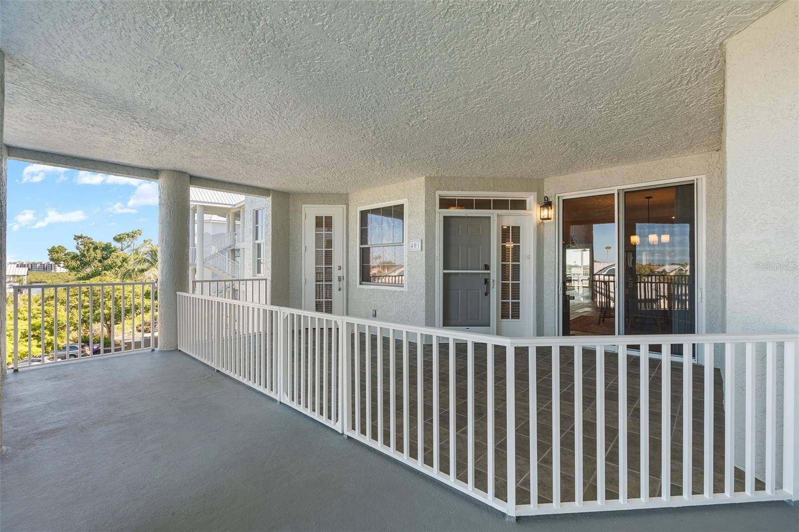 1240 DOLPHIN BAY WAY #401, Sarasota, FL 34242