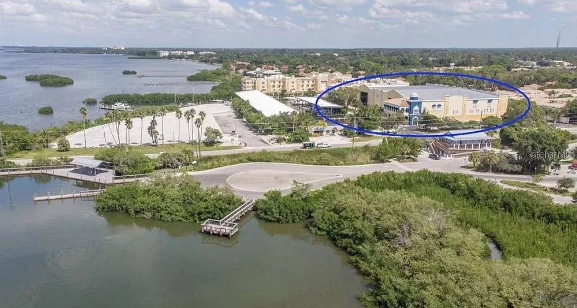 570 BLACKBURN POINT RD #11, Osprey, FL 34229
