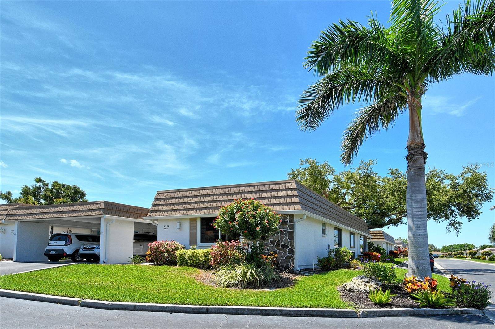 2308 WATERBLUFF PL #V304, Sarasota, FL 34231
