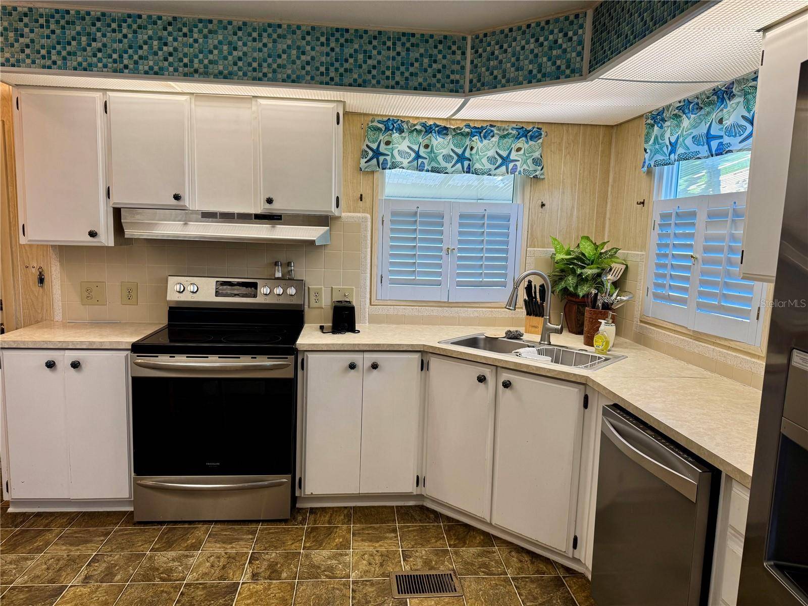 203 ESTRADA, North Port, FL 34287
