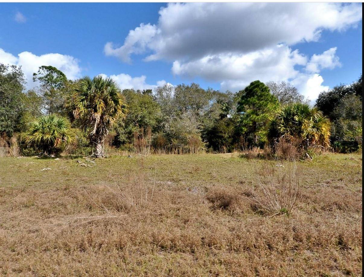 GROVER CIR, North Port, FL 34288