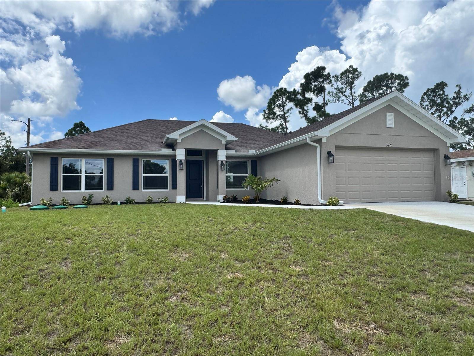 5923 GIFFEN AVE, North Port, FL 34291