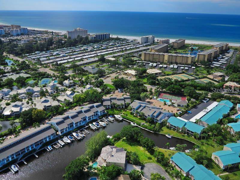 1255 DOCKSIDE PL #211, Sarasota, FL 34242